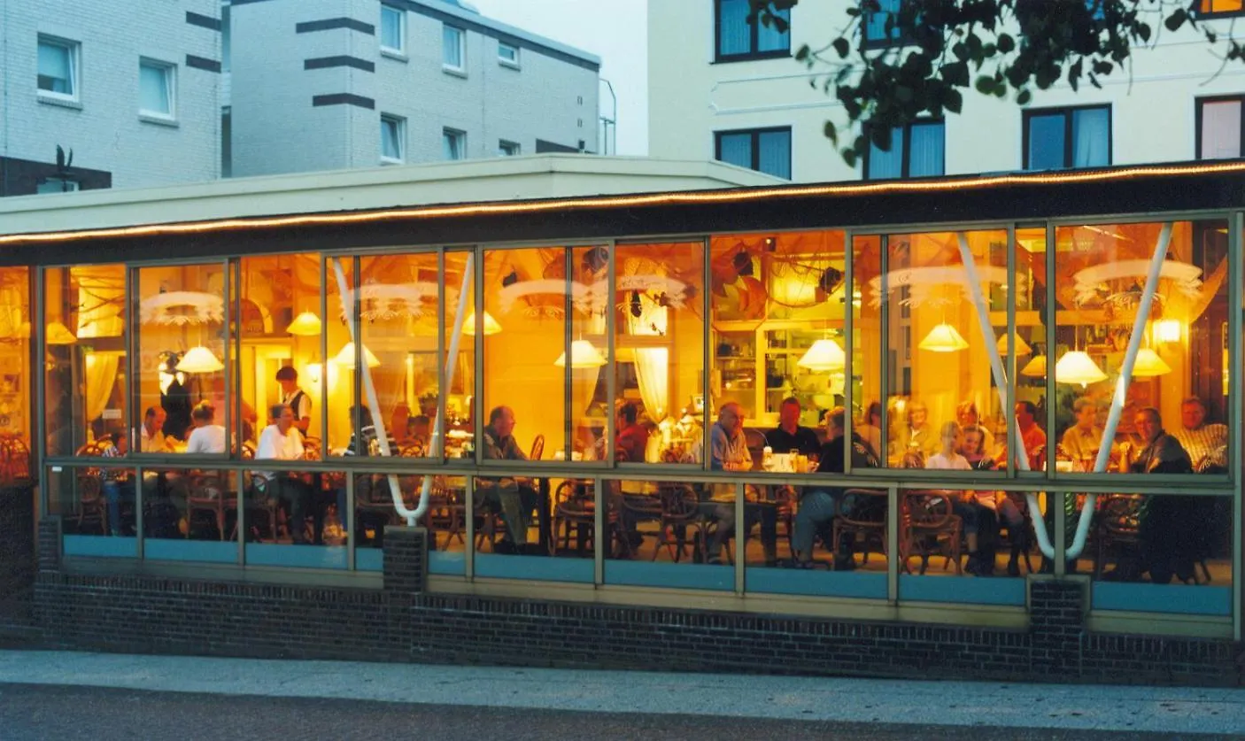 4 Zentrale Hotels auf den Ostfriesischen Inseln im Vergleich
